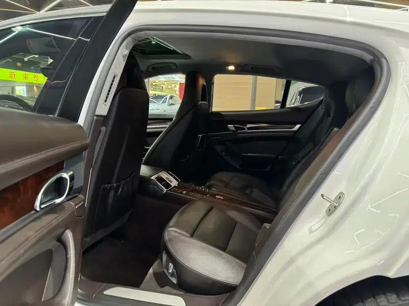 Panamera 2010 Panamera Turbo 4.8T — миниатюра 13