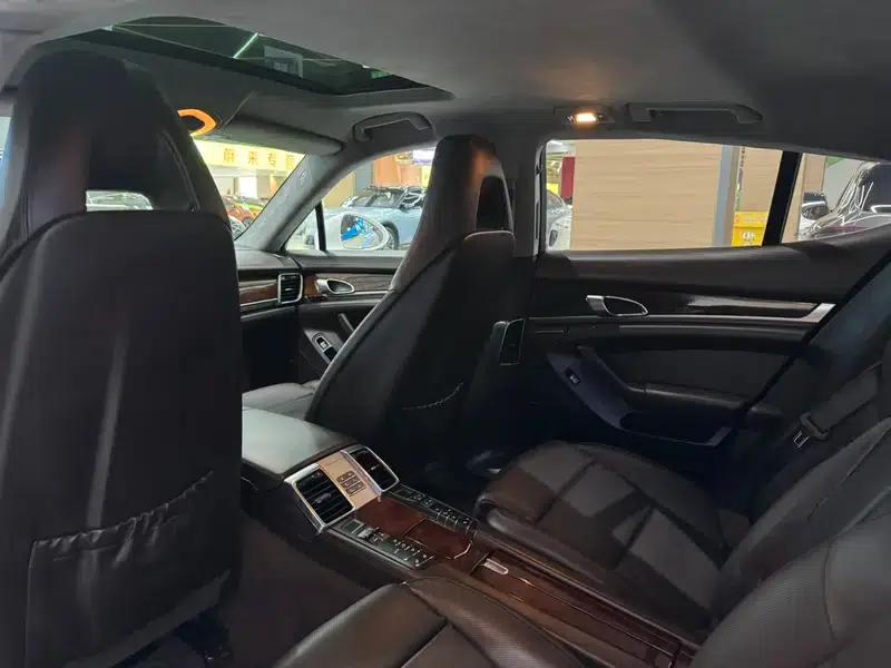 Panamera 2010 Panamera Turbo 4.8T — миниатюра 17