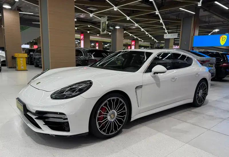Panamera 2010 Panamera Turbo 4.8T — миниатюра 9