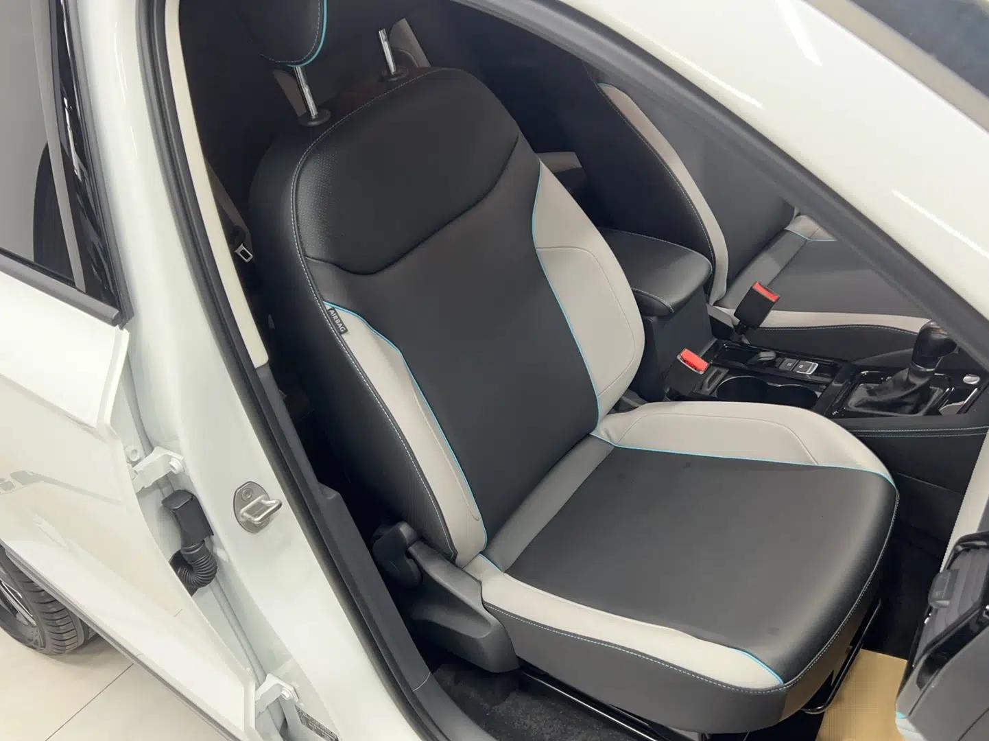 Jetta VS5 2022 280TSI Automatic High-Gloss Enjoyment Model — миниатюра 11