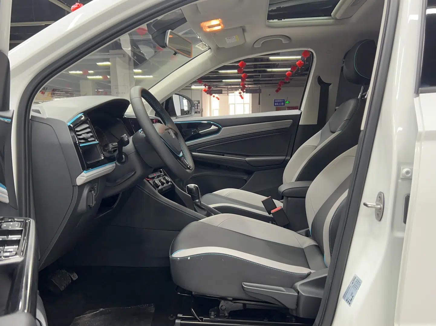 Jetta VS5 2022 280TSI Automatic High-Gloss Enjoyment Model — миниатюра 13