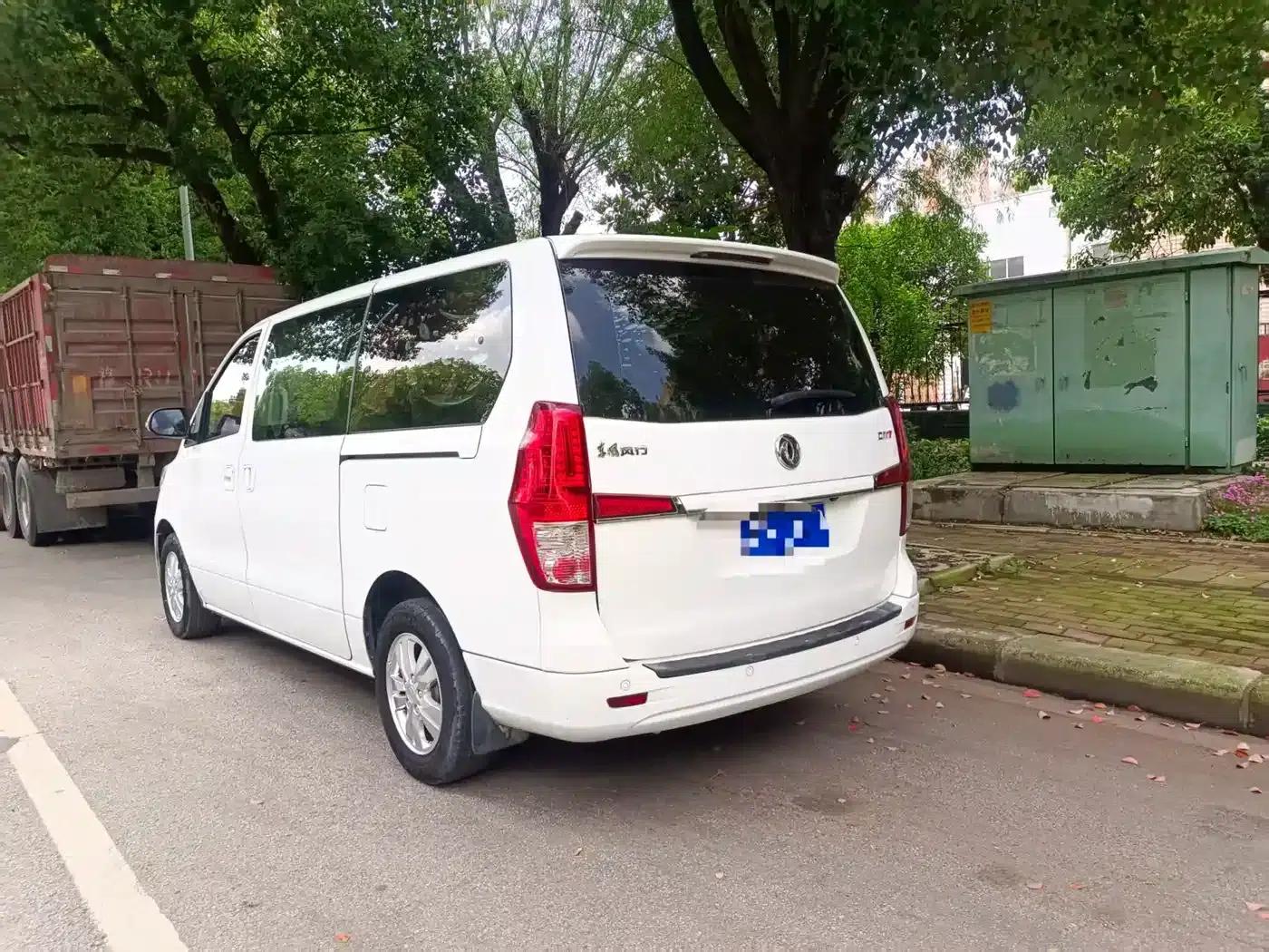 Fengxing CM7 2016 2.0T Manual Deluxe Edition — миниатюра 9