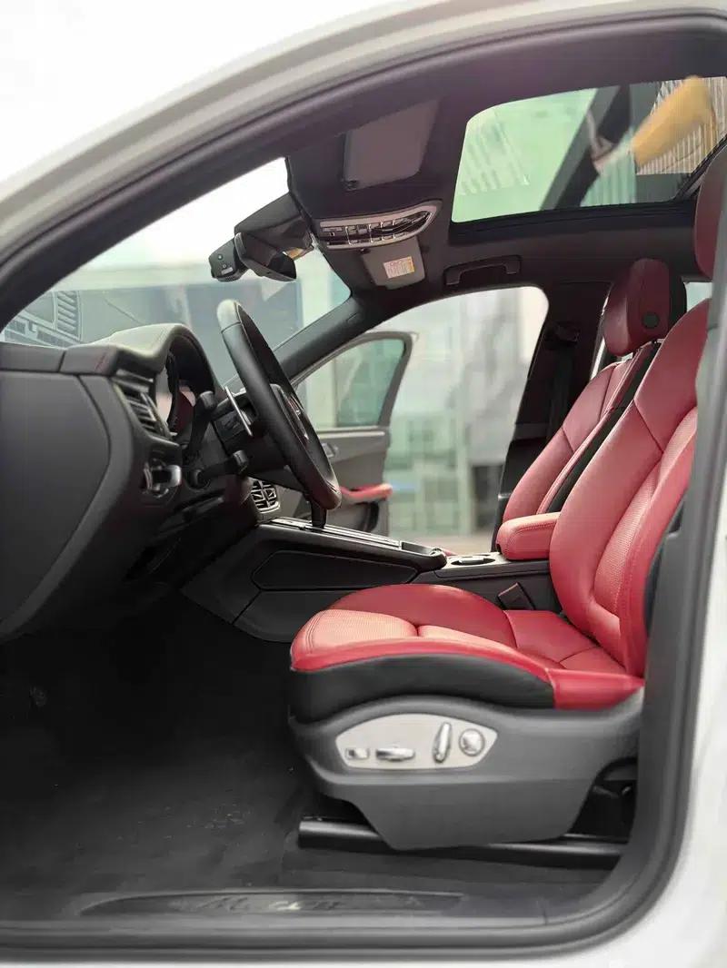 2023 Macan 2.0T — миниатюра 14