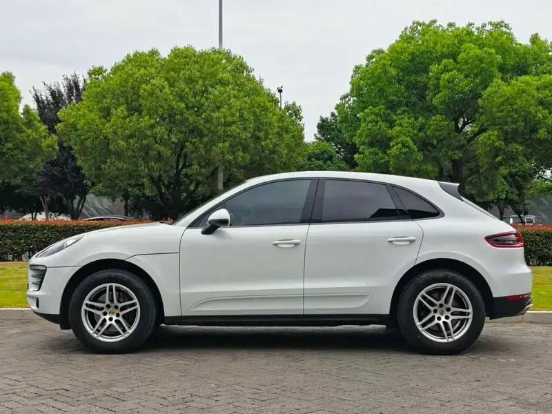 2017 Macan 2.0T — миниатюра 3