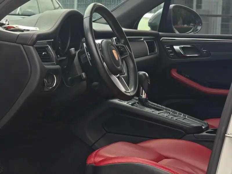 2017 Macan 2.0T — миниатюра 8