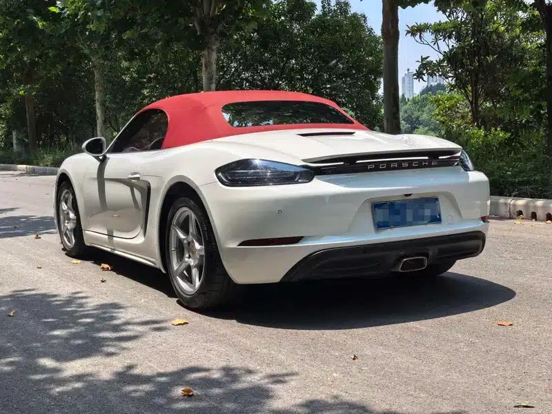 2023 Porsche 718 Boxster 2.0T — миниатюра 4