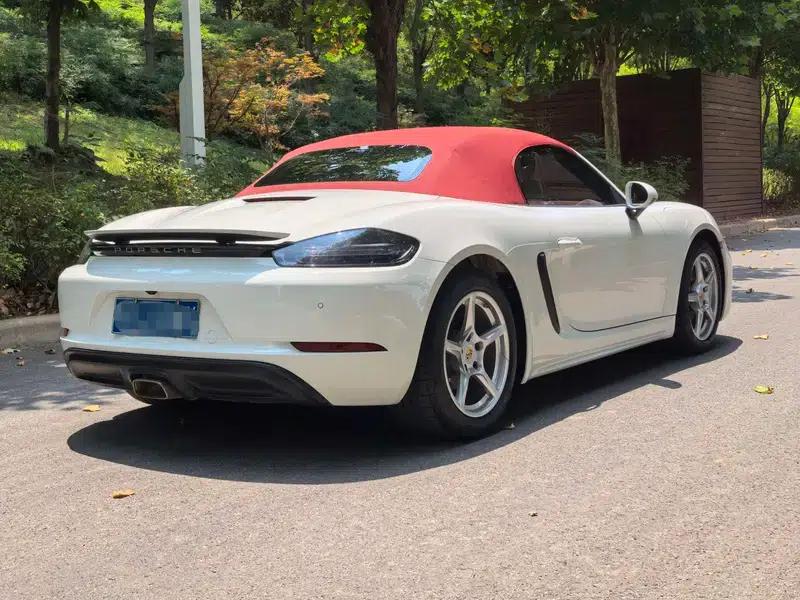 2023 Porsche 718 Boxster 2.0T — миниатюра 5