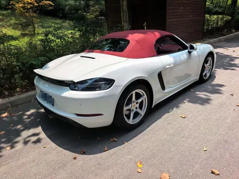 2023 Porsche 718 Boxster 2.0T — миниатюра 8
