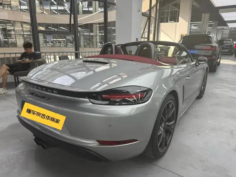 2022 Porsche 718 Boxster 2.0T — миниатюра 5