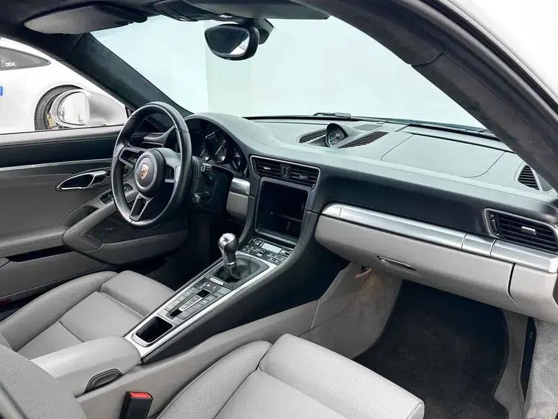 2012 Porsche 911 Carrera S 3.8L — миниатюра 13