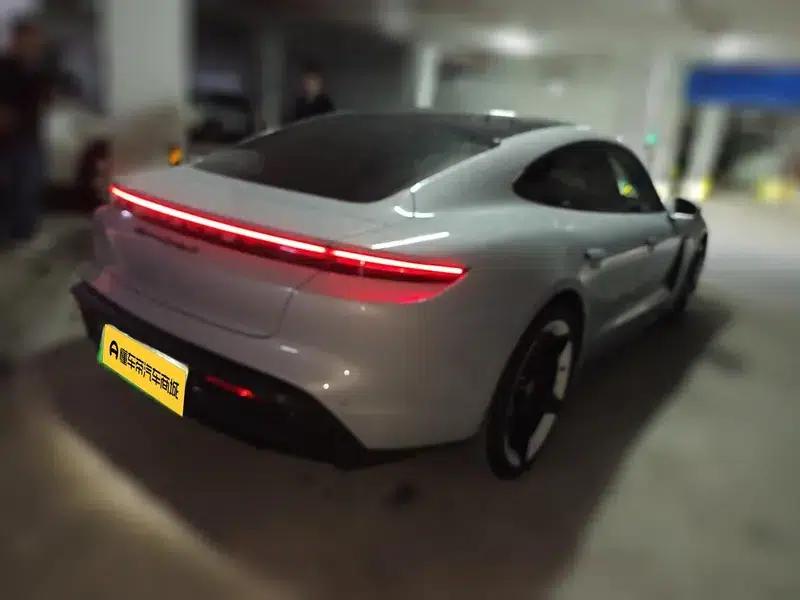 2022 Taycan Facelift — миниатюра 4