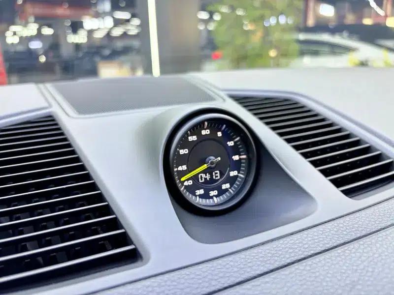 Cayenne E-Hybrid 2019 Cayenne E-Hybrid 2.0T — миниатюра 11