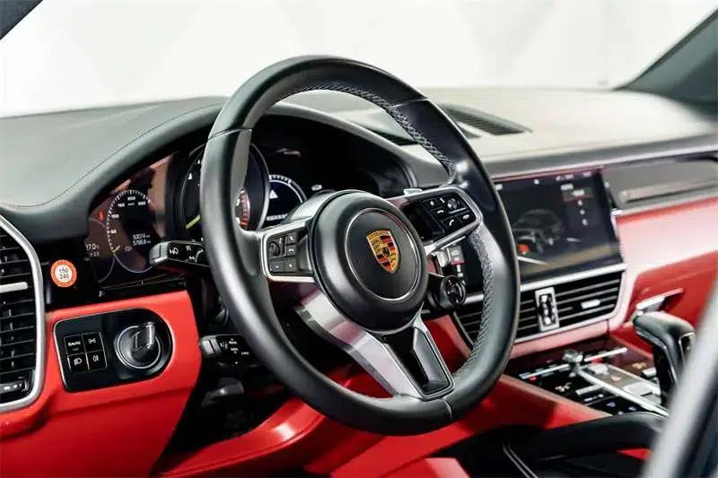 Cayenne E-Hybrid 2021 Cayenne E-Hybrid 2.0T — миниатюра 18