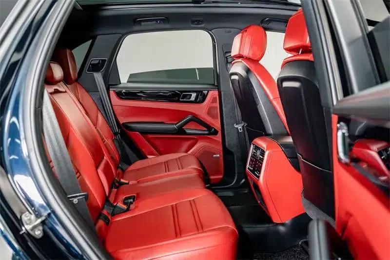 Cayenne E-Hybrid 2021 Cayenne E-Hybrid 2.0T — миниатюра 23