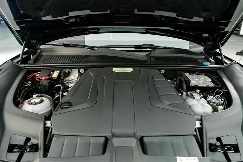 Cayenne E-Hybrid 2021 Cayenne E-Hybrid 2.0T — миниатюра 6