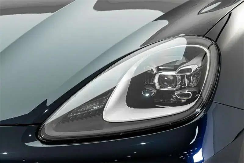 Cayenne E-Hybrid 2021 Cayenne E-Hybrid 2.0T — миниатюра 7