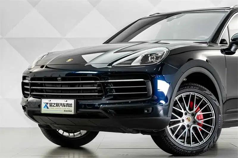 Cayenne E-Hybrid 2021 Cayenne E-Hybrid 2.0T — миниатюра 10