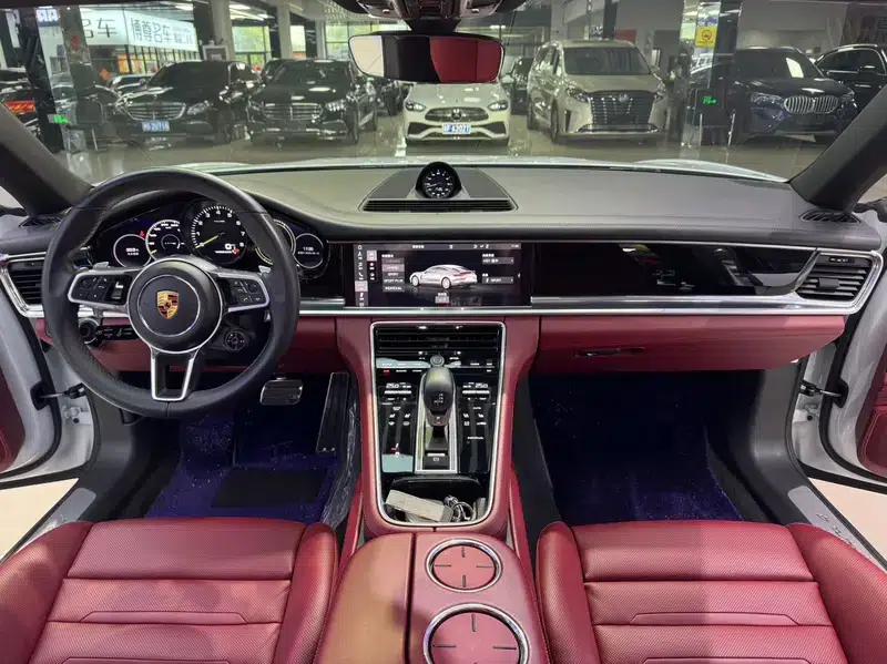 Panamera E-Hybrid 2018 Panamera 4 E-Hybrid 2.9T — миниатюра 12