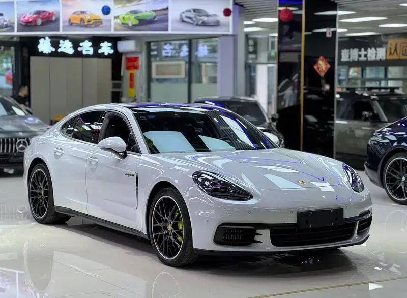 Panamera E-Hybrid 2018 Panamera 4 E-Hybrid 2.9T — миниатюра 3