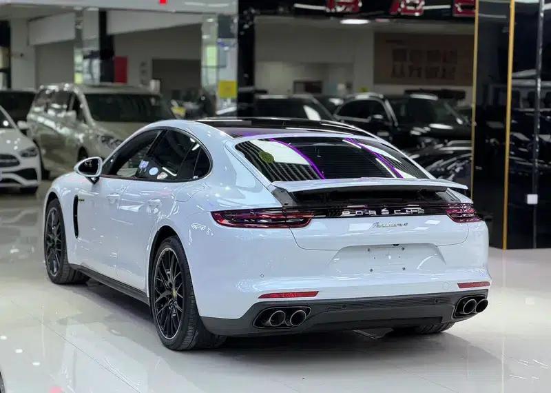 Panamera E-Hybrid 2018 Panamera 4 E-Hybrid 2.9T — миниатюра 4