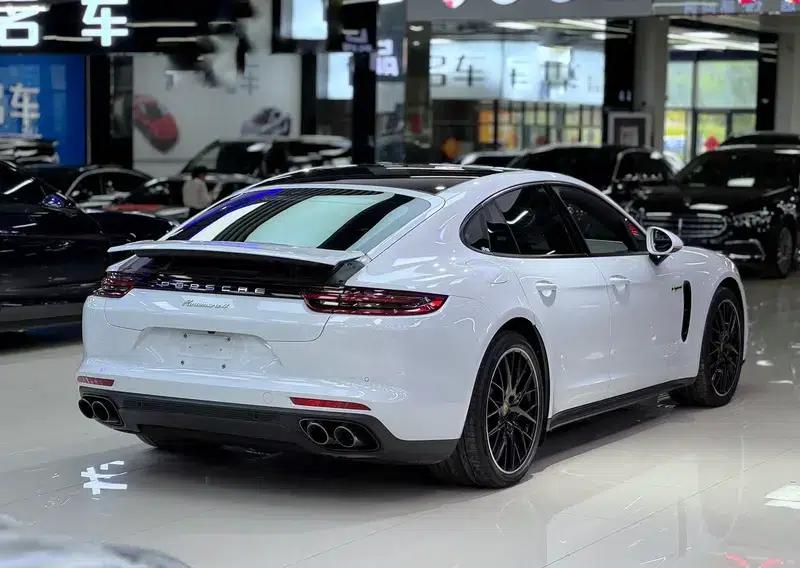 Panamera E-Hybrid 2018 Panamera 4 E-Hybrid 2.9T — миниатюра 6