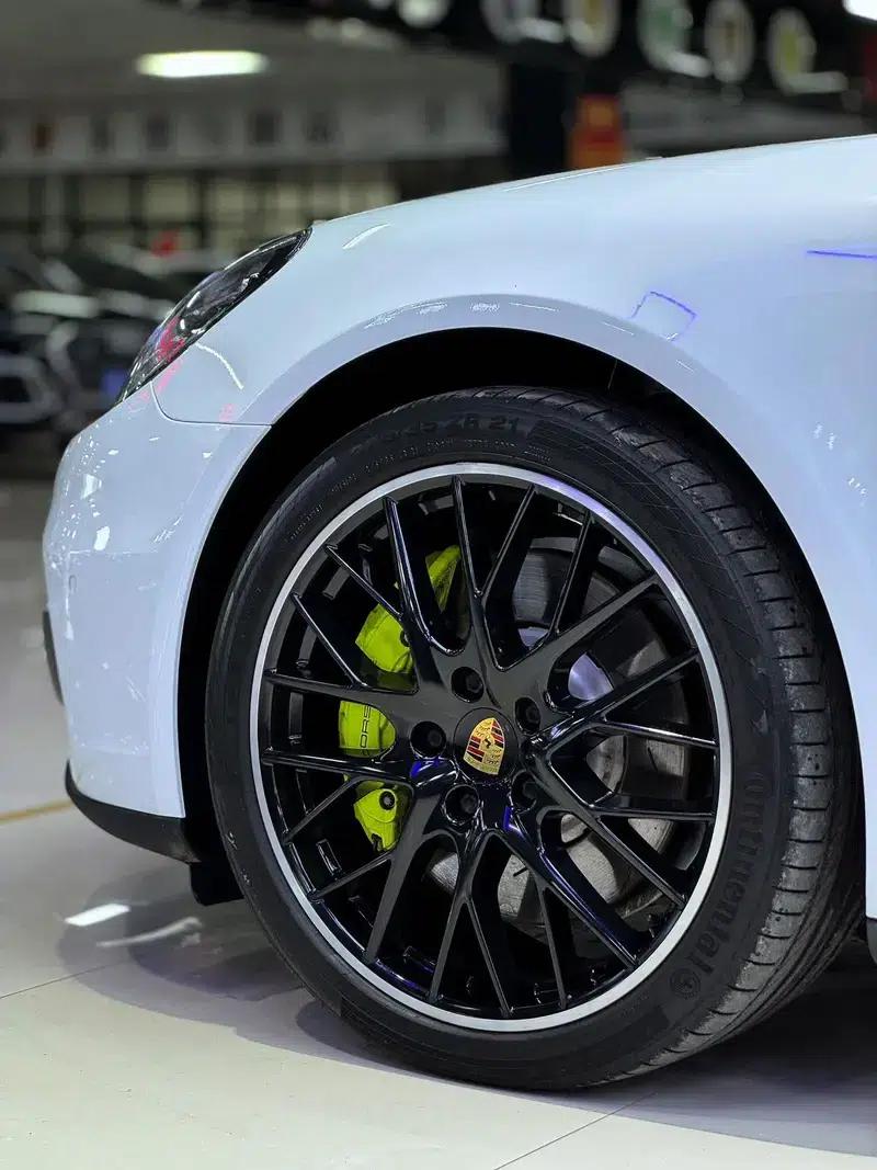 Panamera E-Hybrid 2018 Panamera 4 E-Hybrid 2.9T — миниатюра 7