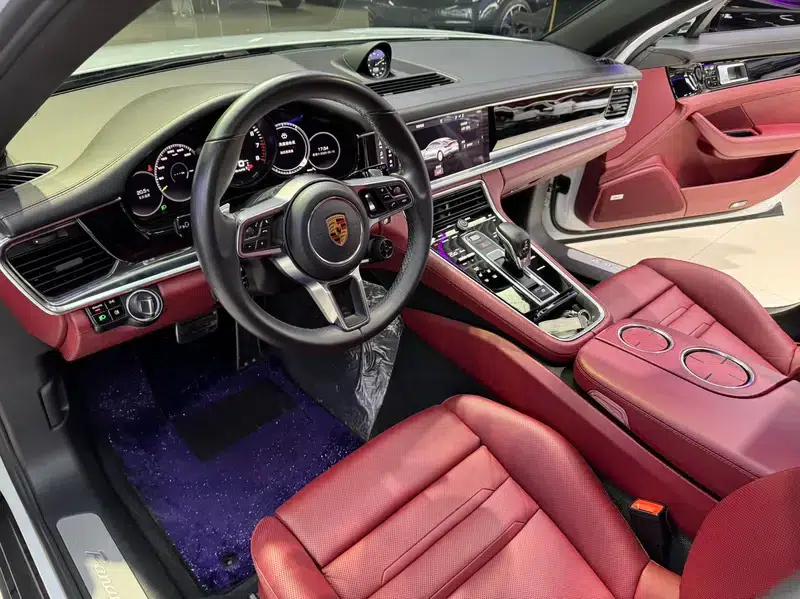 Panamera E-Hybrid 2018 Panamera 4 E-Hybrid 2.9T — миниатюра 10