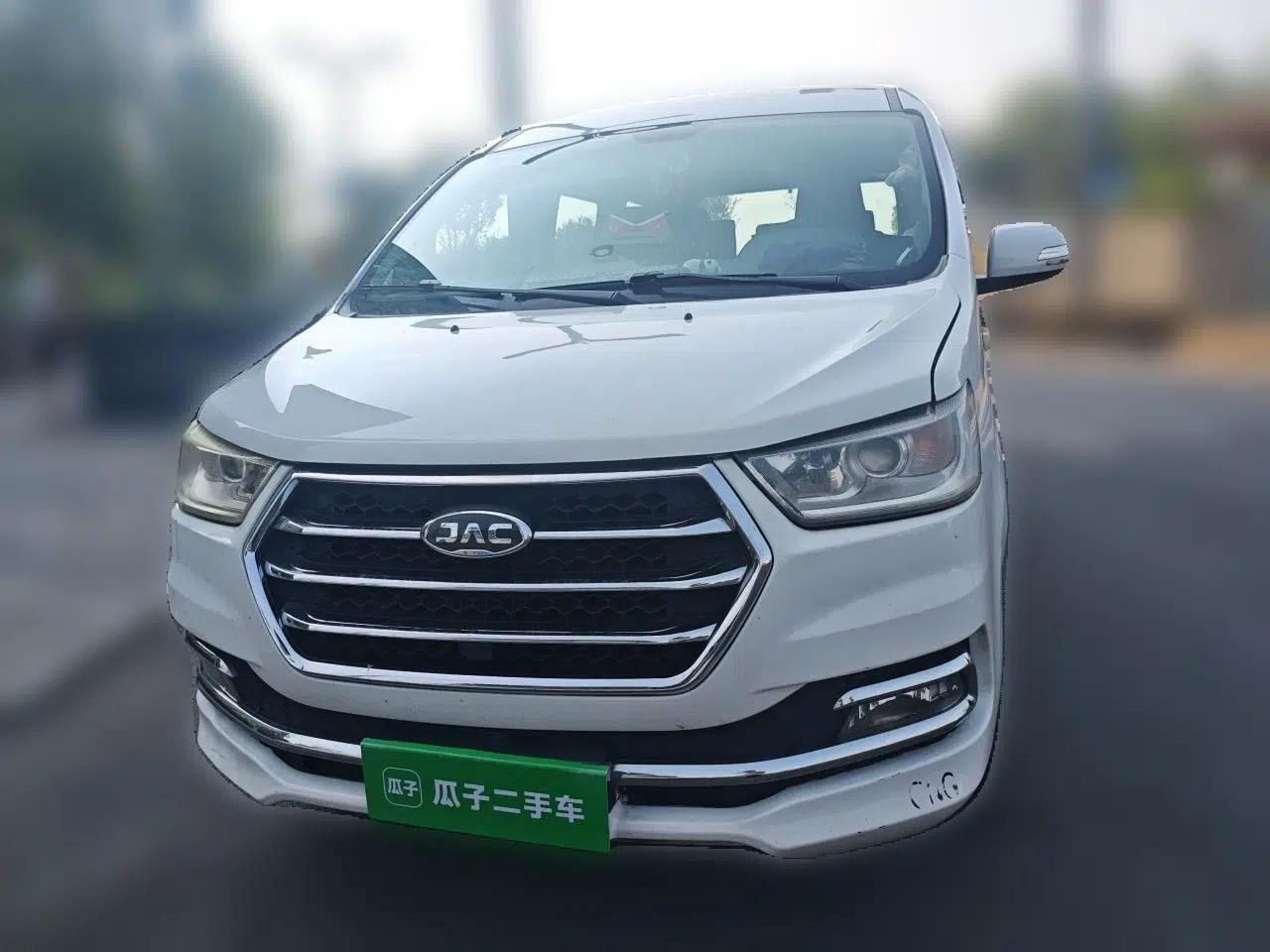 JAC Refine M4 2016 2.0L Manual Comfort Edition — миниатюра 2