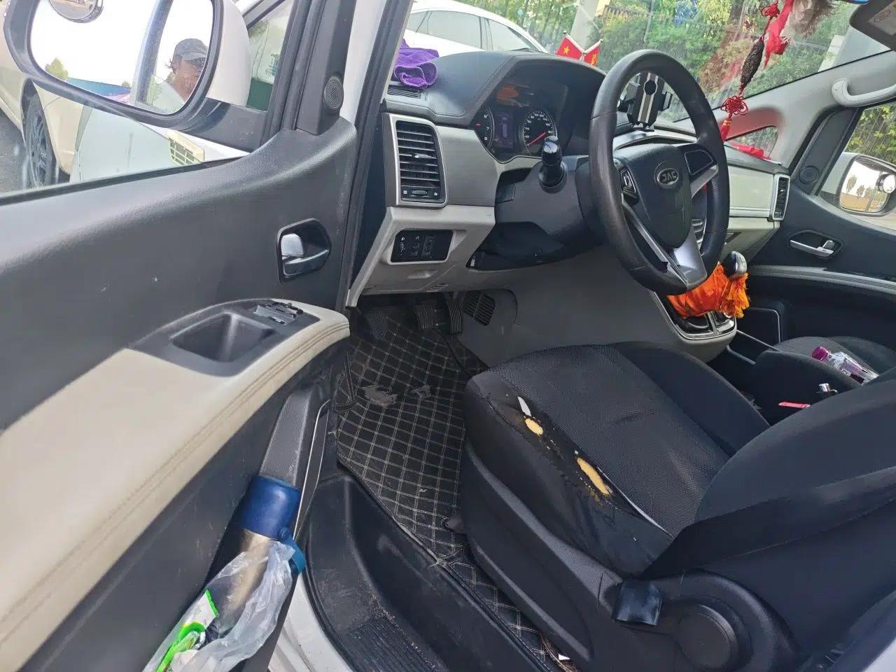 JAC Refine M4 2016 2.0L Manual Comfort Edition — миниатюра 16