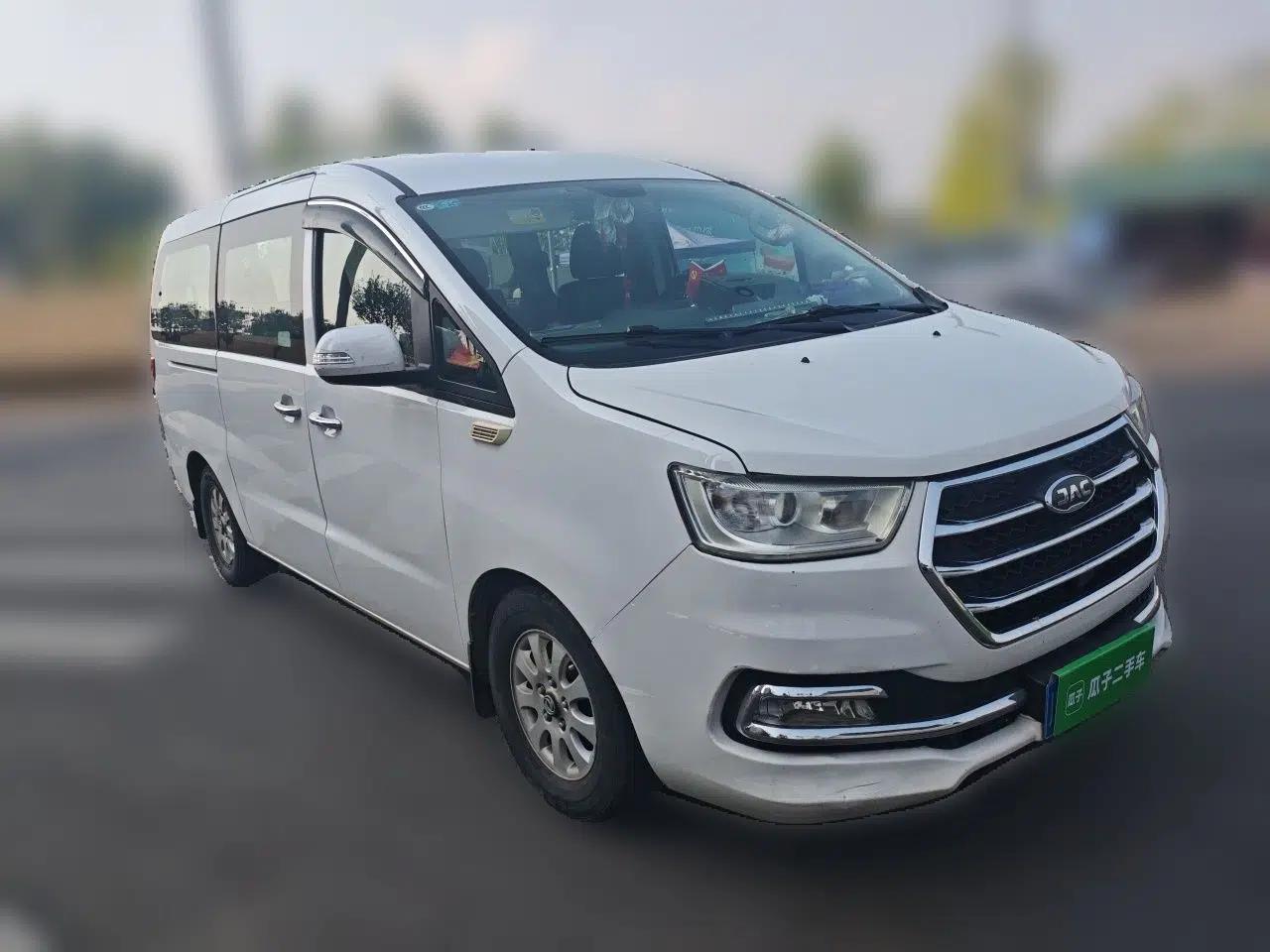 JAC Refine M4 2016 2.0L Manual Comfort Edition — миниатюра 3