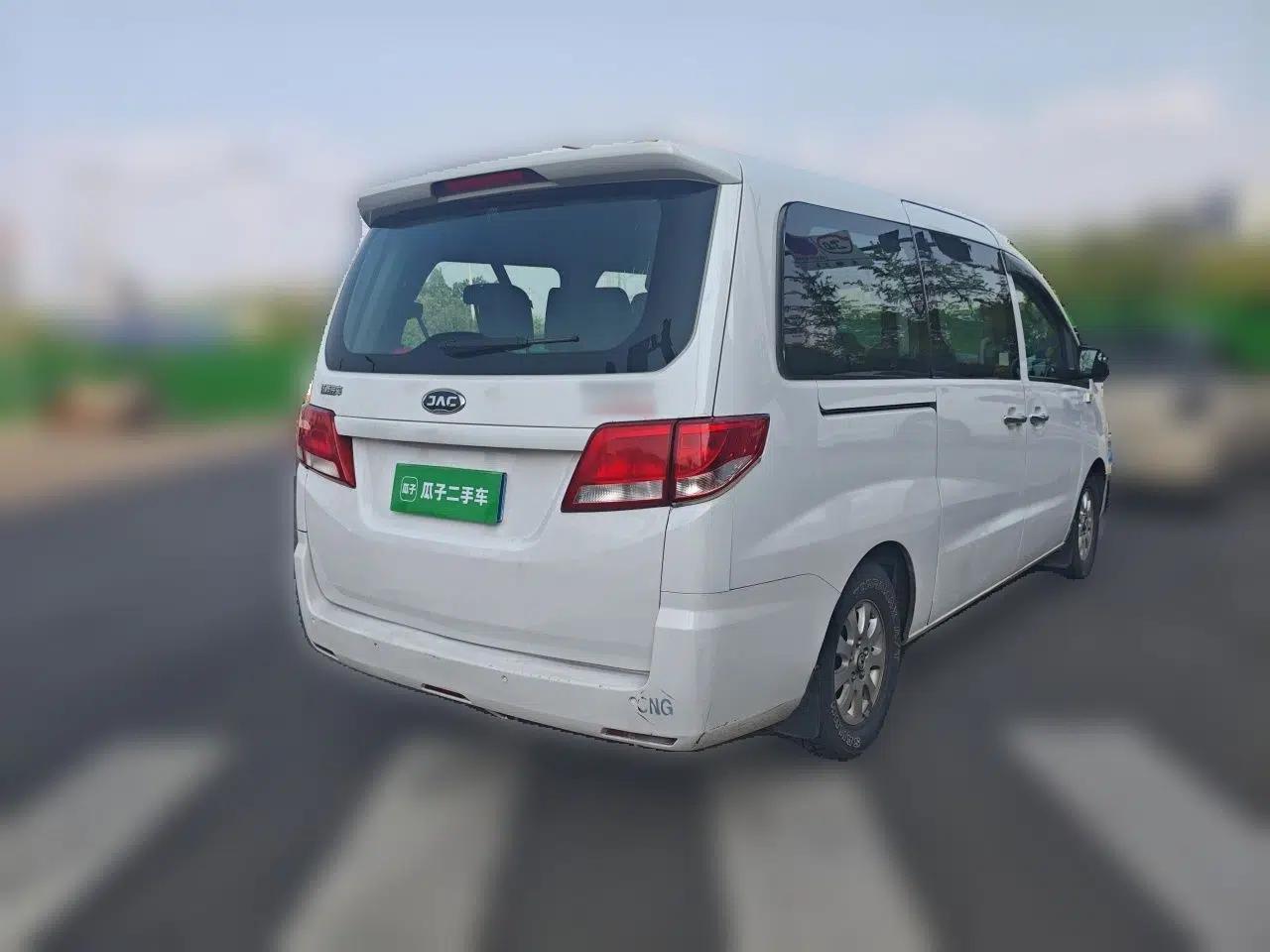 JAC Refine M4 2016 2.0L Manual Comfort Edition — миниатюра 6