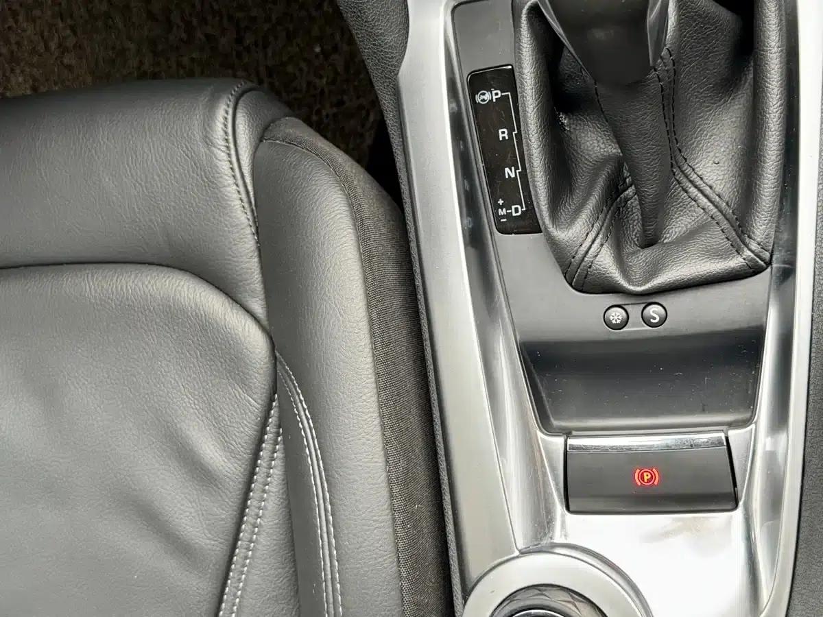 DS 6 2014 1.6T Luxury Edition THP160 — миниатюра 11