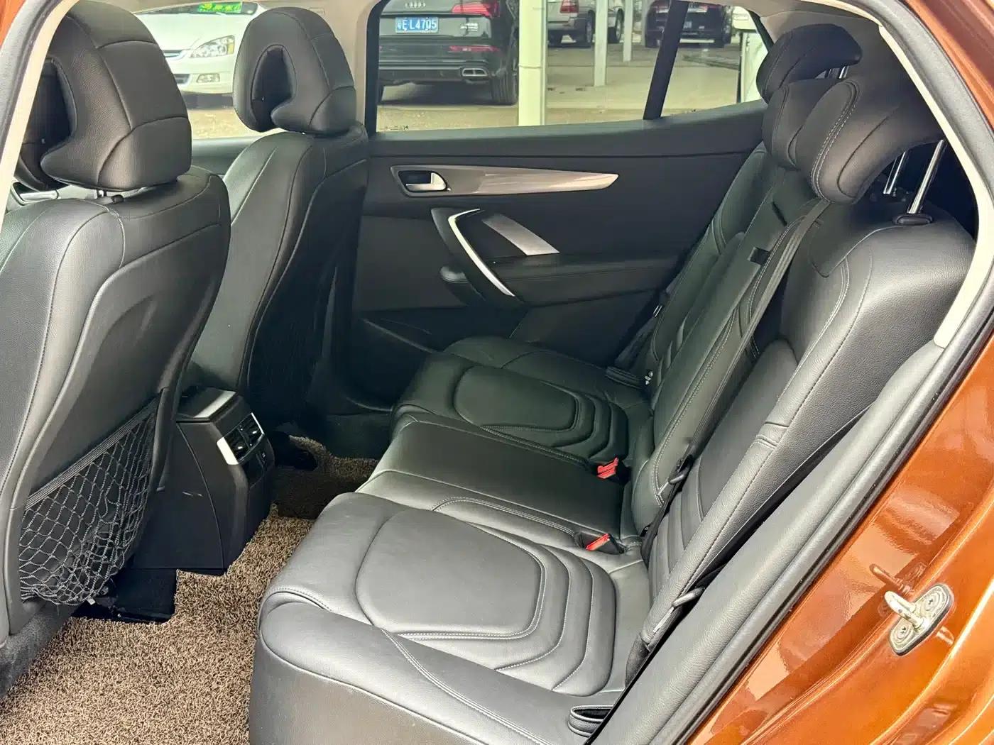 DS 6 2014 1.6T Luxury Edition THP160 — миниатюра 17