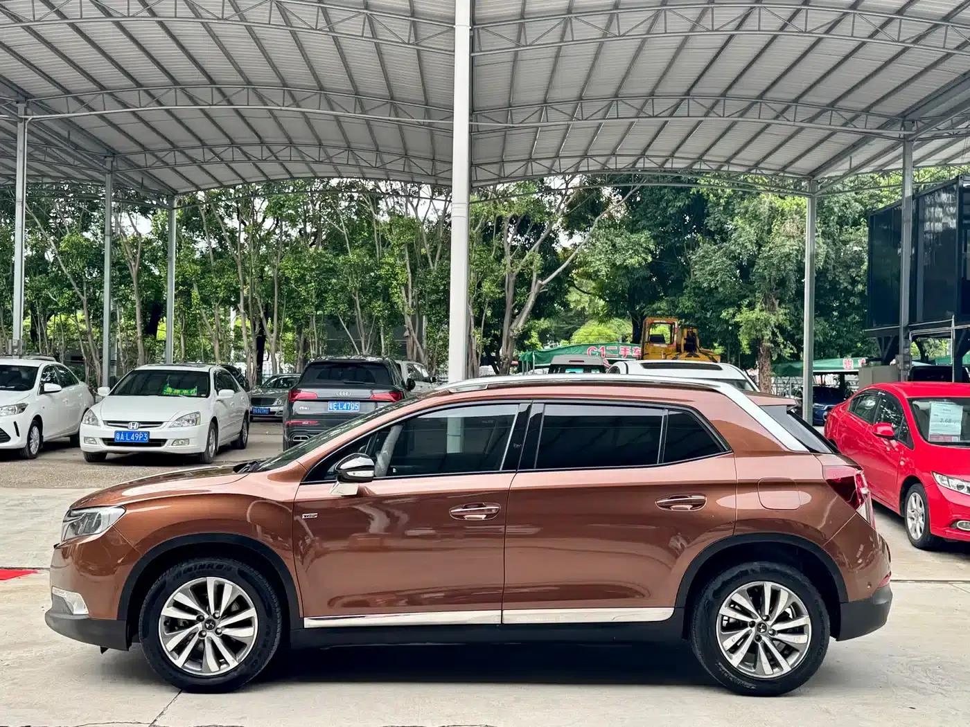DS 6 2014 1.6T Luxury Edition THP160 — миниатюра 18