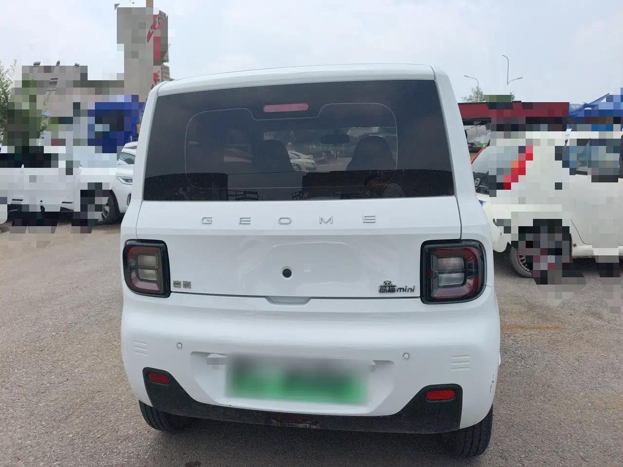Geely Galaxy Panda 2024 Panda Mini 200km Endurance Bear — миниатюра 3