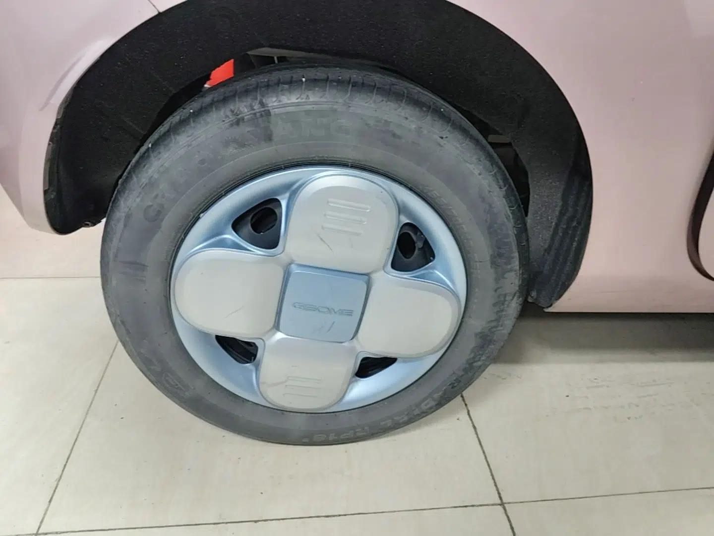 Geely Galaxy Panda 2023 Panda Mini 200km Endurance Bear — миниатюра 16