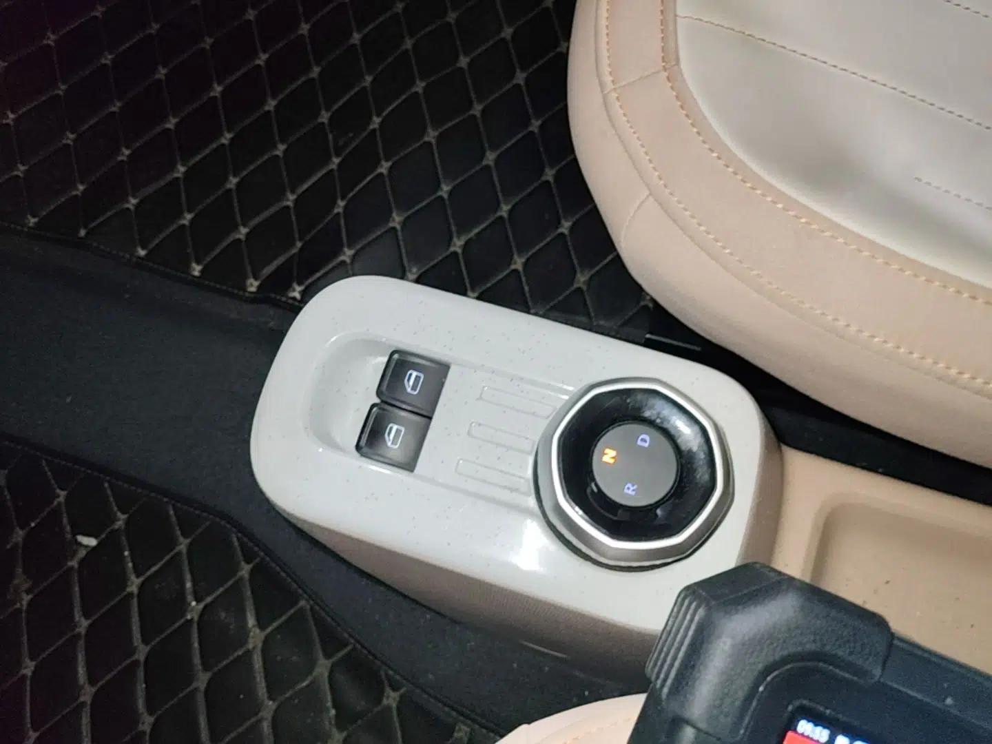 Geely Galaxy Panda 2023 Panda Mini 200km Endurance Bear — миниатюра 21