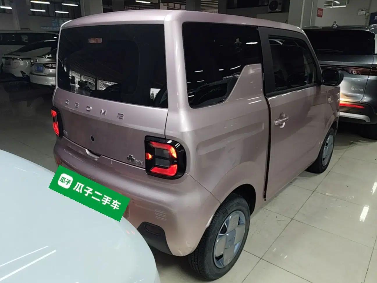 Geely Galaxy Panda 2023 Panda Mini 200km Endurance Bear — миниатюра 6