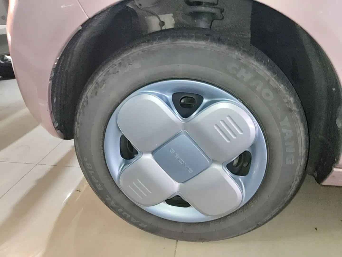 Geely Galaxy Panda 2023 Panda Mini 200km Endurance Bear — миниатюра 10