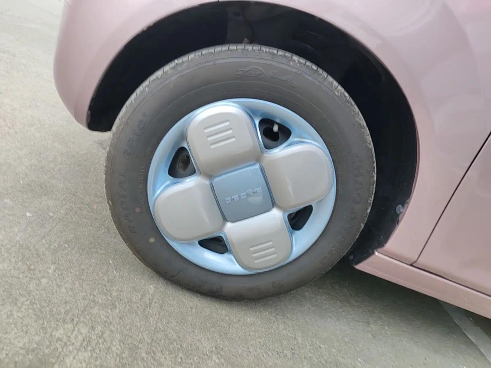 Geely Galaxy Panda 2023 Panda Mini 200km Endurance Bear — миниатюра 10