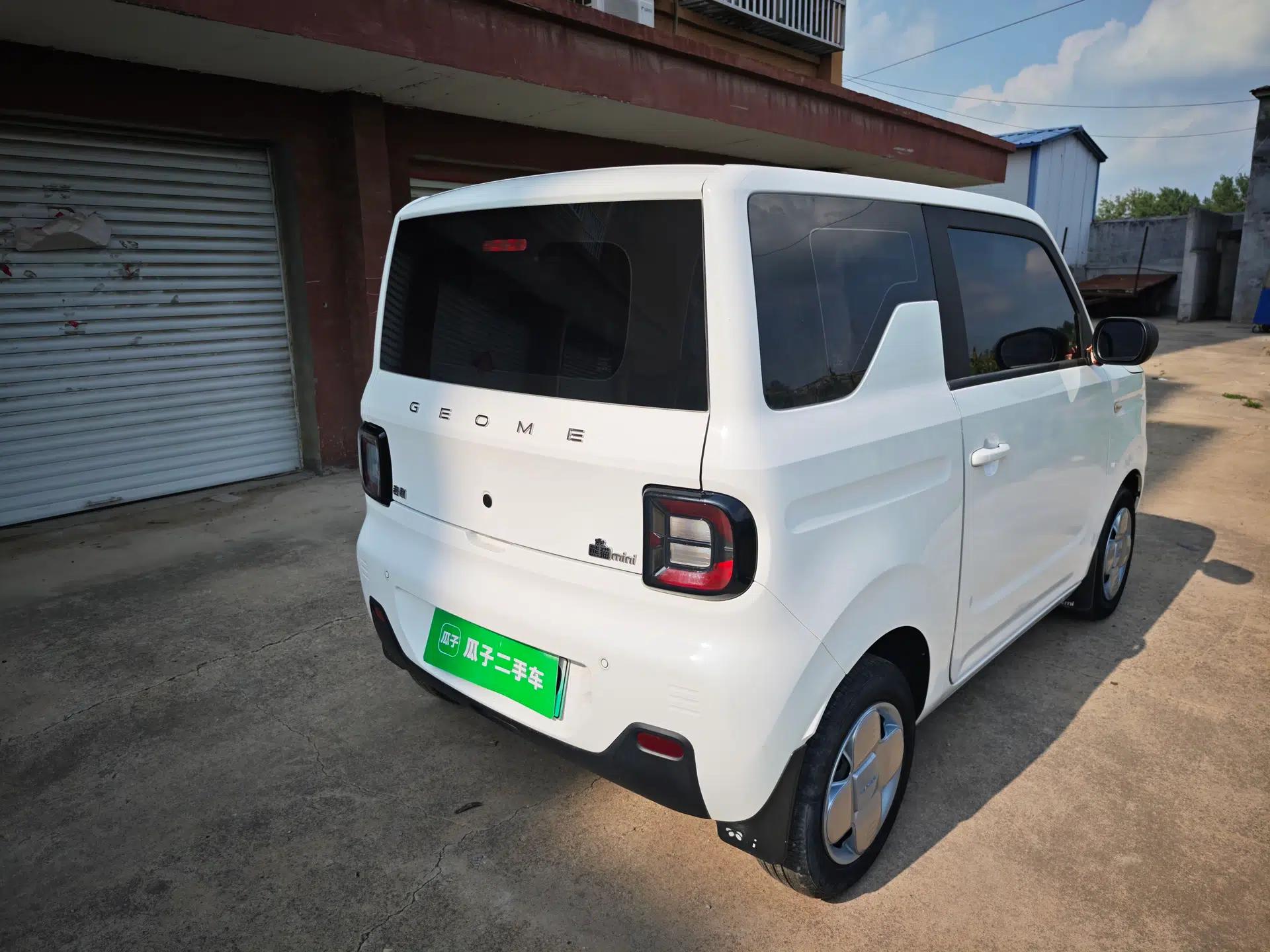 Geely Galaxy Panda 2023 Panda Mini 200km Endurance Bear — миниатюра 6