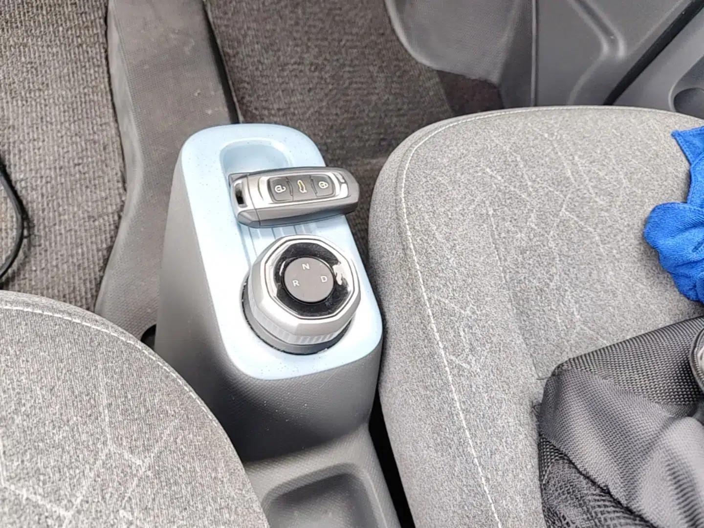 Geely Galaxy Panda 2024 Panda Mini 200km Endurance Bear — миниатюра 16