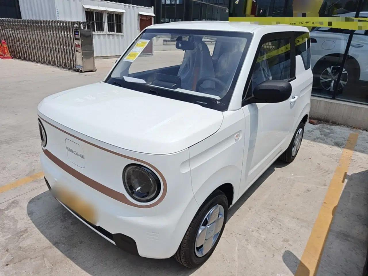 Geely Galaxy Panda 2024 Panda Mini 200km Endurance Bear — миниатюра 1