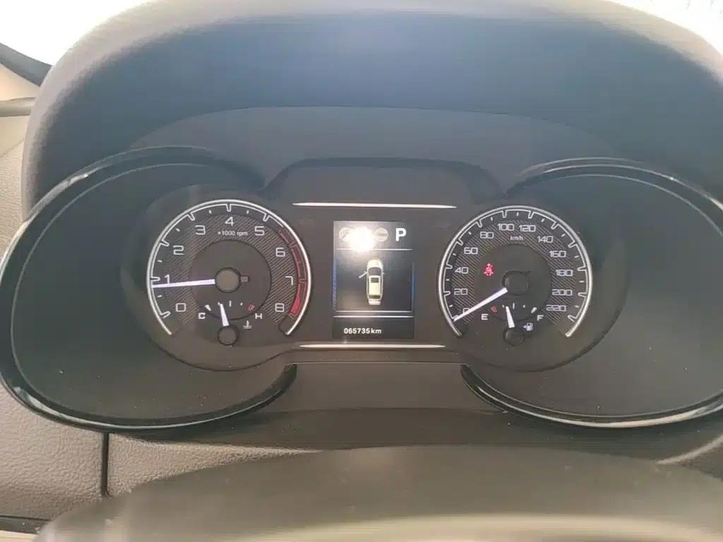 Dongfeng Fengshen AX7 2018 Classic 1.6T Automatic Elite — миниатюра 12