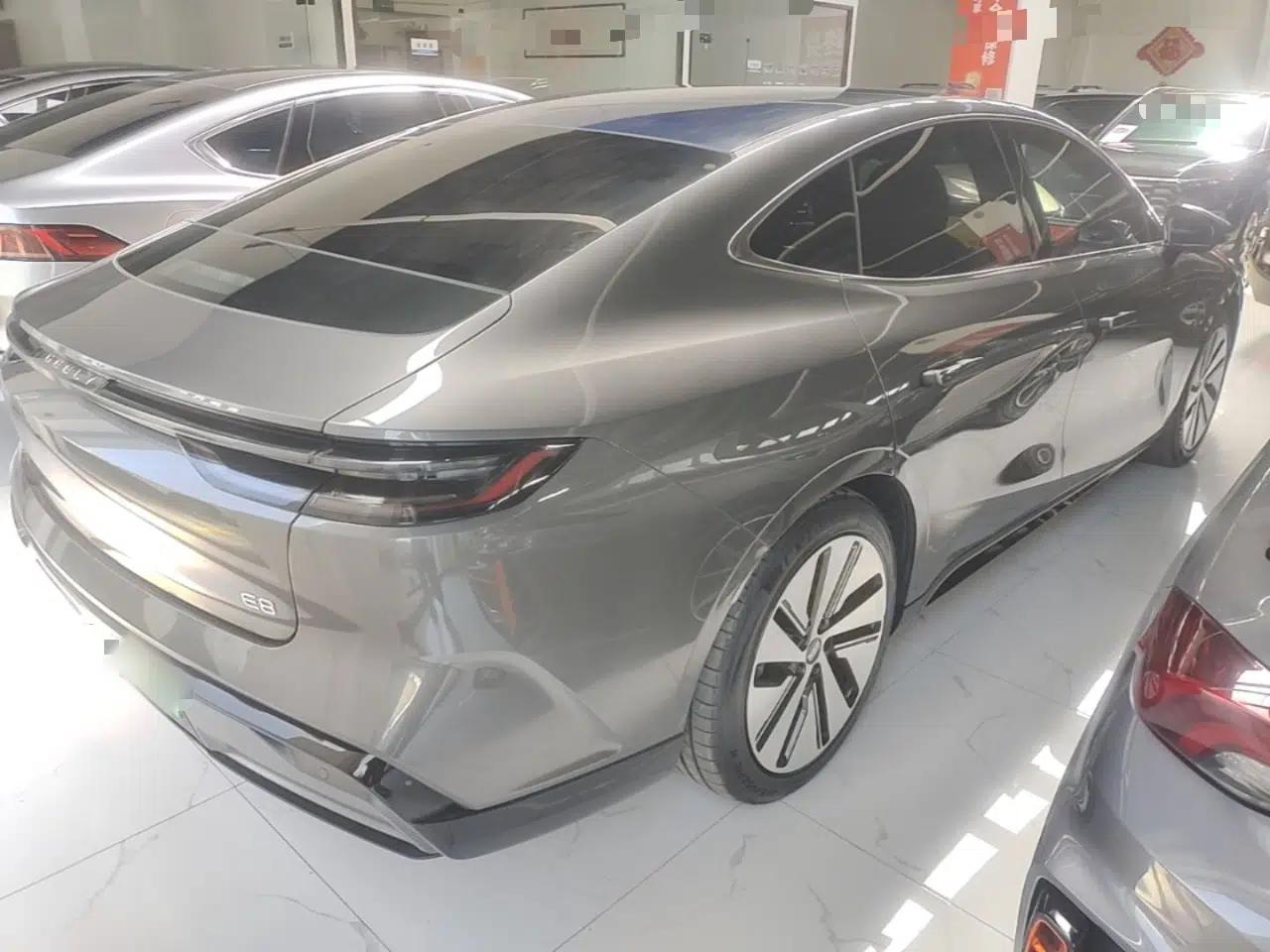 Geely Galaxy E8 2024 665 km Range Rear-Drive Starship Long-Range Version — миниатюра 6