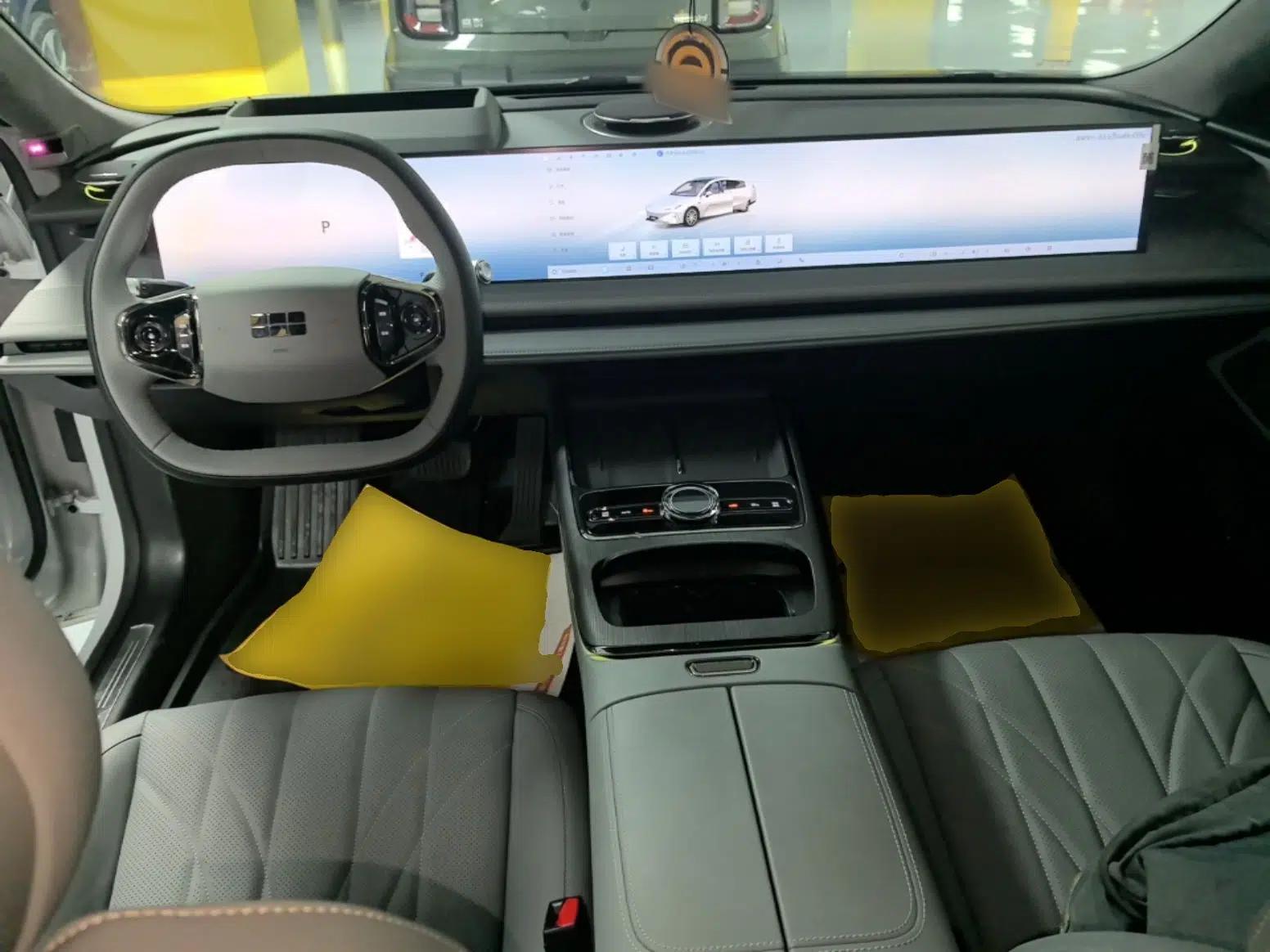 Geely Galaxy E8 2025 700 km Long-Range Intelligent Driving Version — миниатюра 12