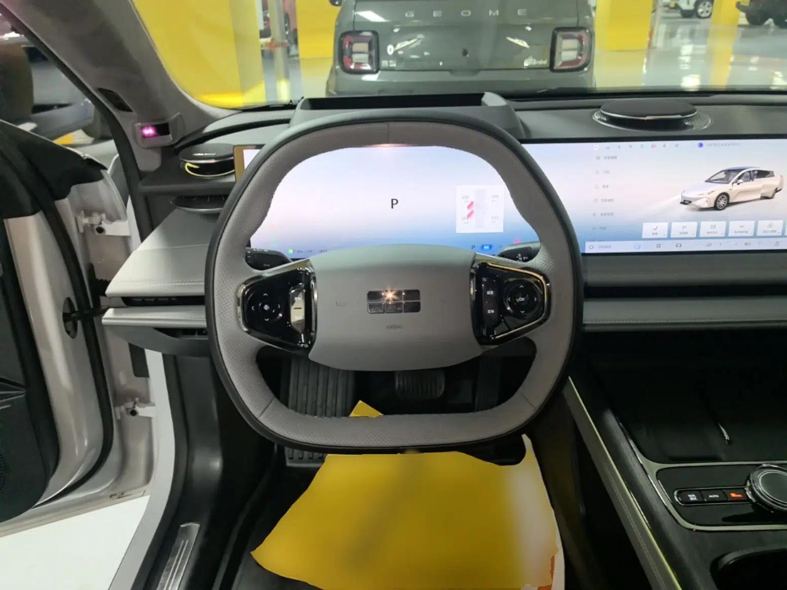 Geely Galaxy E8 2025 700 km Long-Range Intelligent Driving Version — миниатюра 13