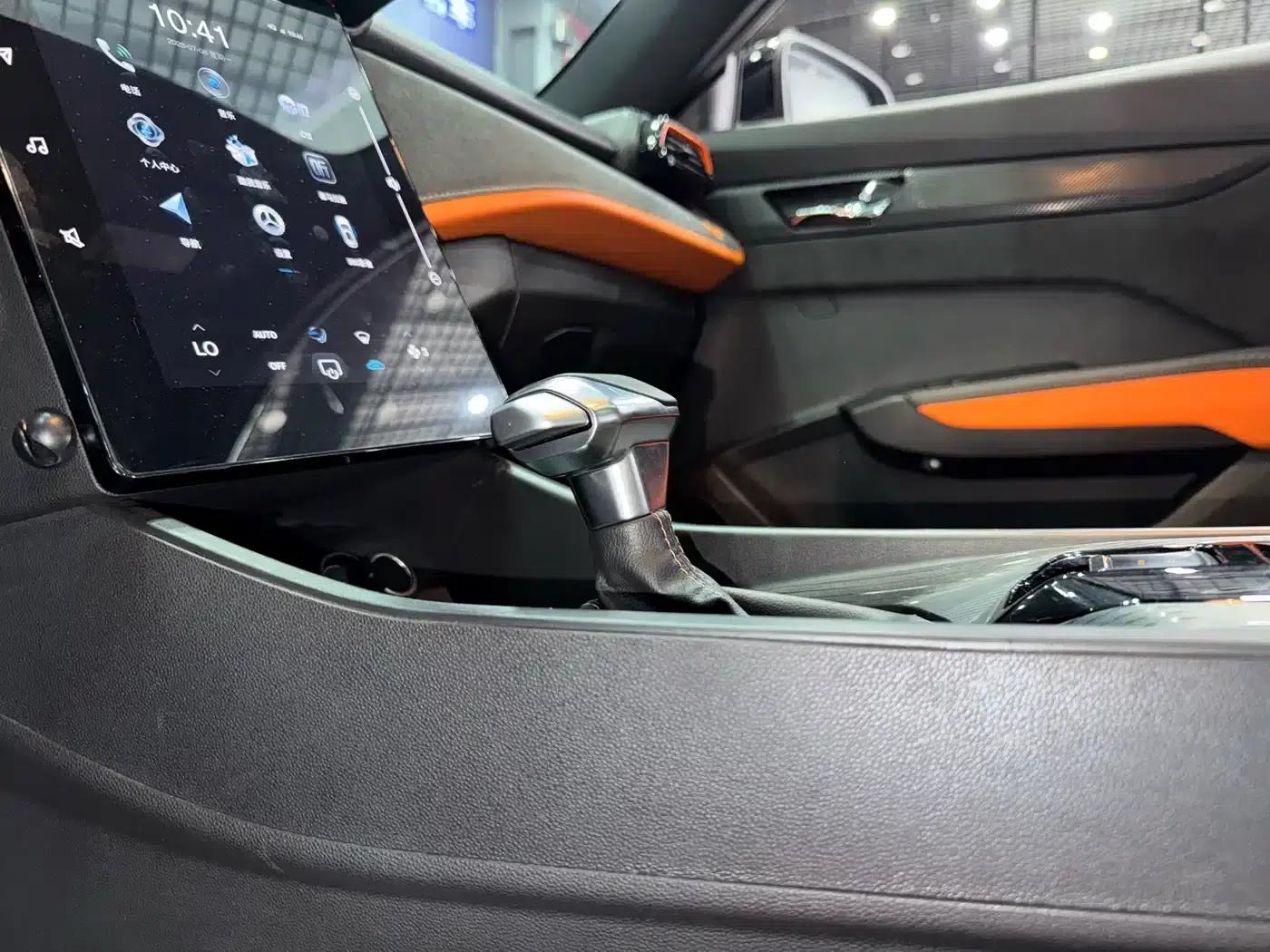 2023 Aeolus Aeolus GS Mach Edition 1.5T Automatic Fun Edition — миниатюра 17