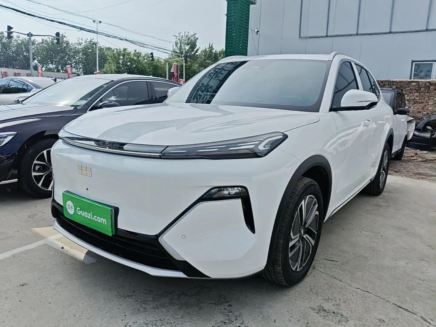 Geely Galaxy Xingjian 7 EM-i 2025 120km Exploration+ Version — миниатюра 1