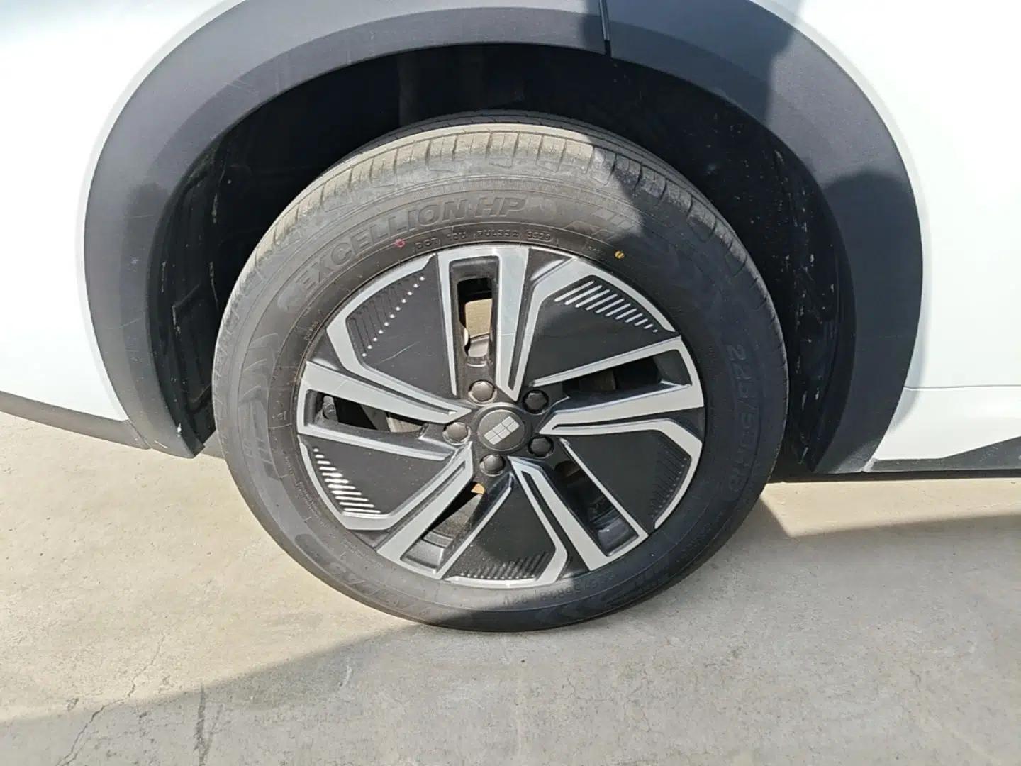 Geely Galaxy Xingjian 7 EM-i 2025 120km Exploration+ Version — миниатюра 11